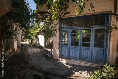 Kalami: the abandoned village of Crete photo