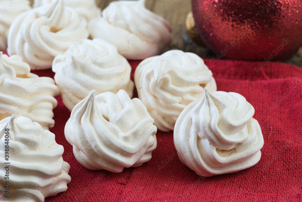 Meringue egg yolk Meringue egg yolk