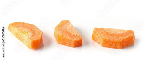 fresh raw peeled carrot slices