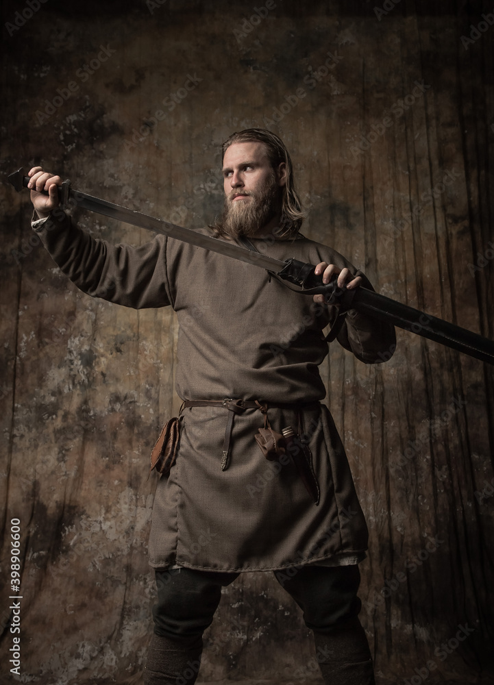 Naklejka premium Medieval warrior