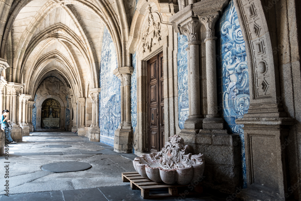 view of the Cathedral cloister in porto.
Chatedral cloister in porto a view, gothic style, architecture, 2019 summer