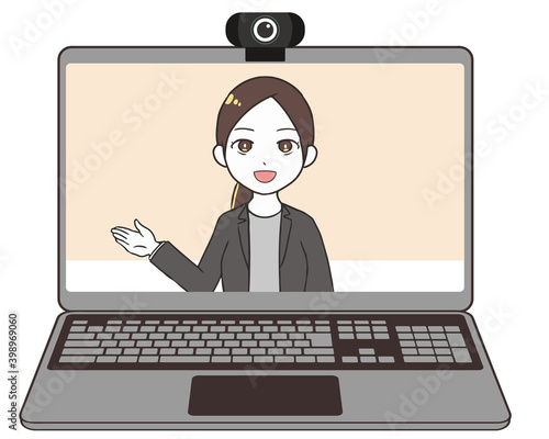 オンライン授業　ノートパソコン　カメラ　女性