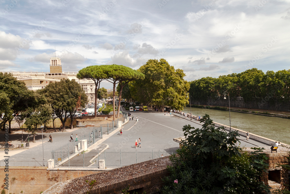The Tiber Embankment The Tiber Embankment