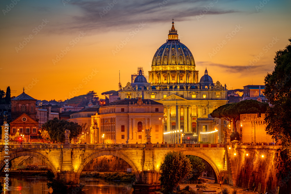 St peter's basilica in Rome,Vatican, the dome at sunset - obrazy, fototapety, plakaty 