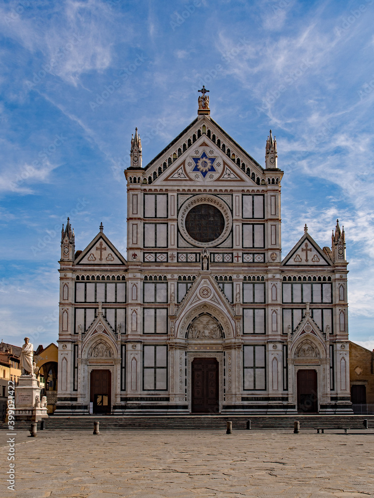 Die Kirche Santa Croce in Florenz in der Toskana in Italien 