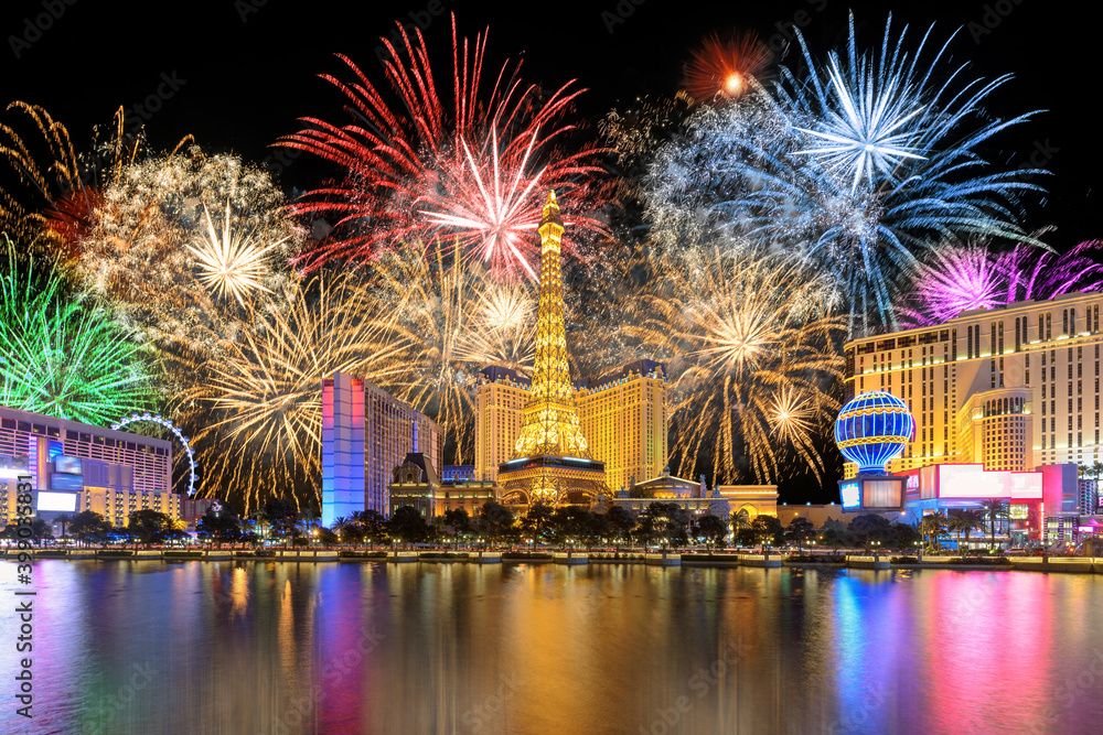 New Year celebration fireworks on Las Vegas strip, Nevada, USA.	 - obrazy, fototapety, plakaty 