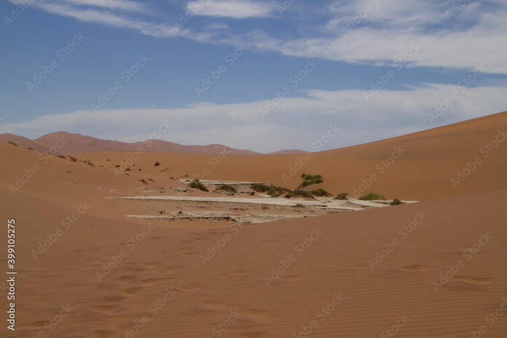 Deadvlei, das Tal des Todes in Namibia Deadvlei, das Tal des Todes in Namibia