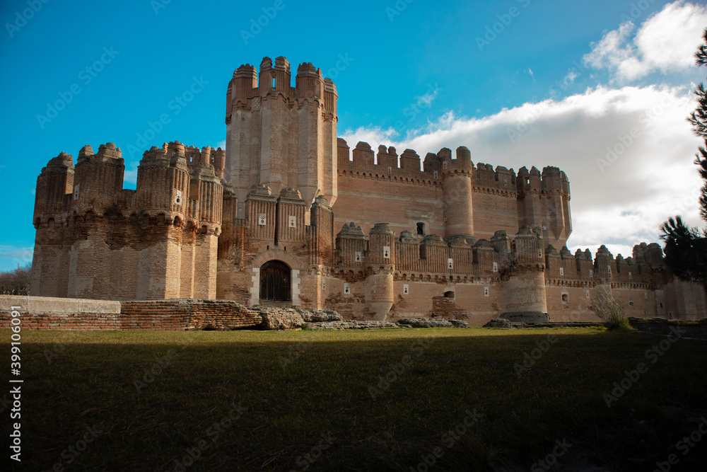 Castillo medieval gótico mudéjar en españa