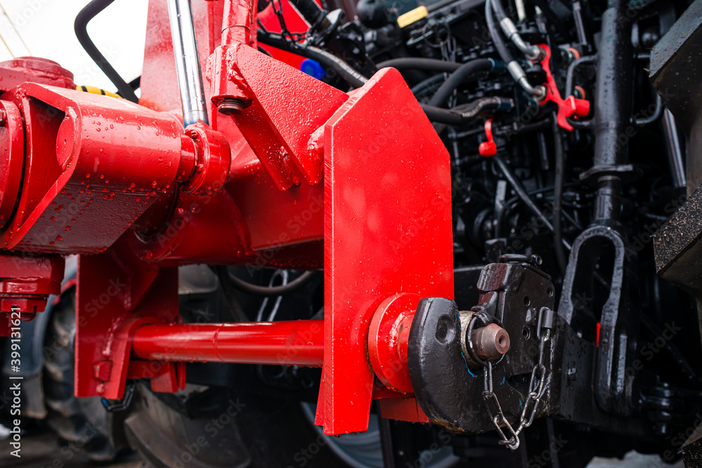 hitching device of an agricultural tractor hitching device of an agricultural tractor