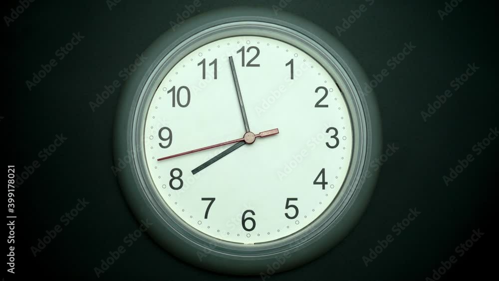 Slow motion clock isolated on black background, Showtime 07.57 am or pm, Clock Red second hand minute Walk, Time concept.
Slow motion clock isolated on black background, Showtime 07.57 am or pm, Clock Red second hand minute Walk, Time concept.