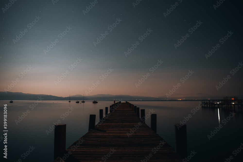 Fototapeta premium sunset over the pier