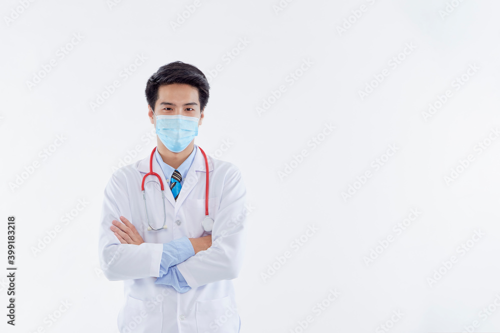 Fototapeta premium Doctor man wearing a protective medical mask
