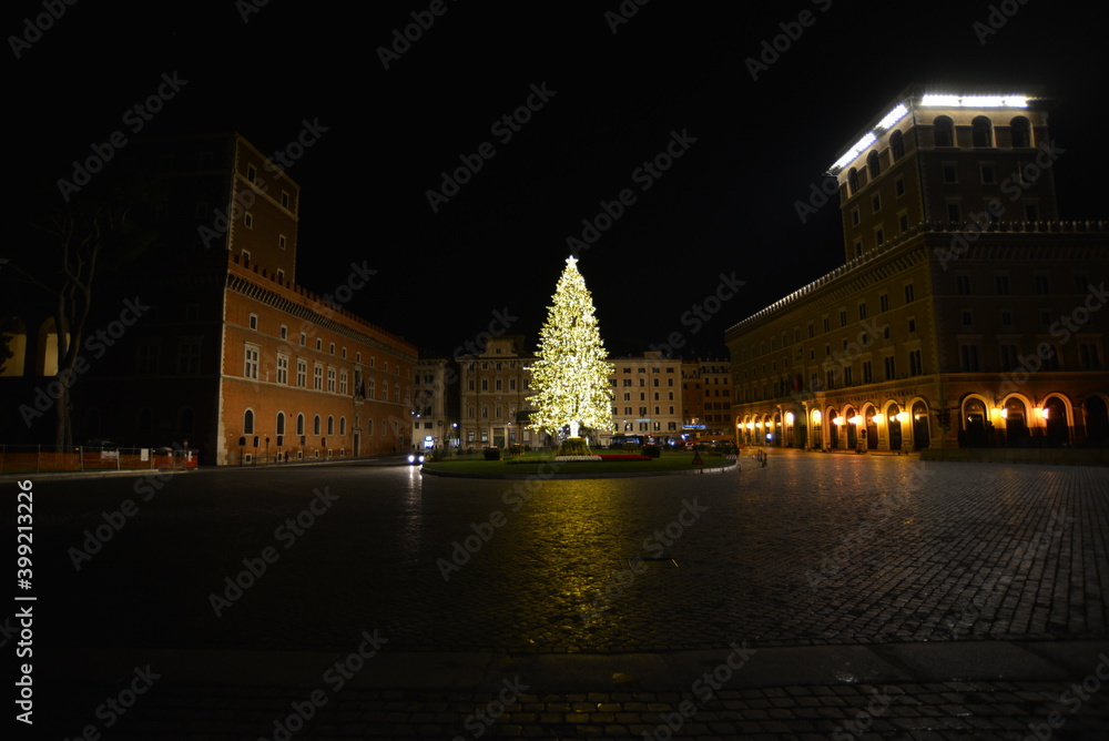 Roma Albero Natale 2020 Piazza Venezia