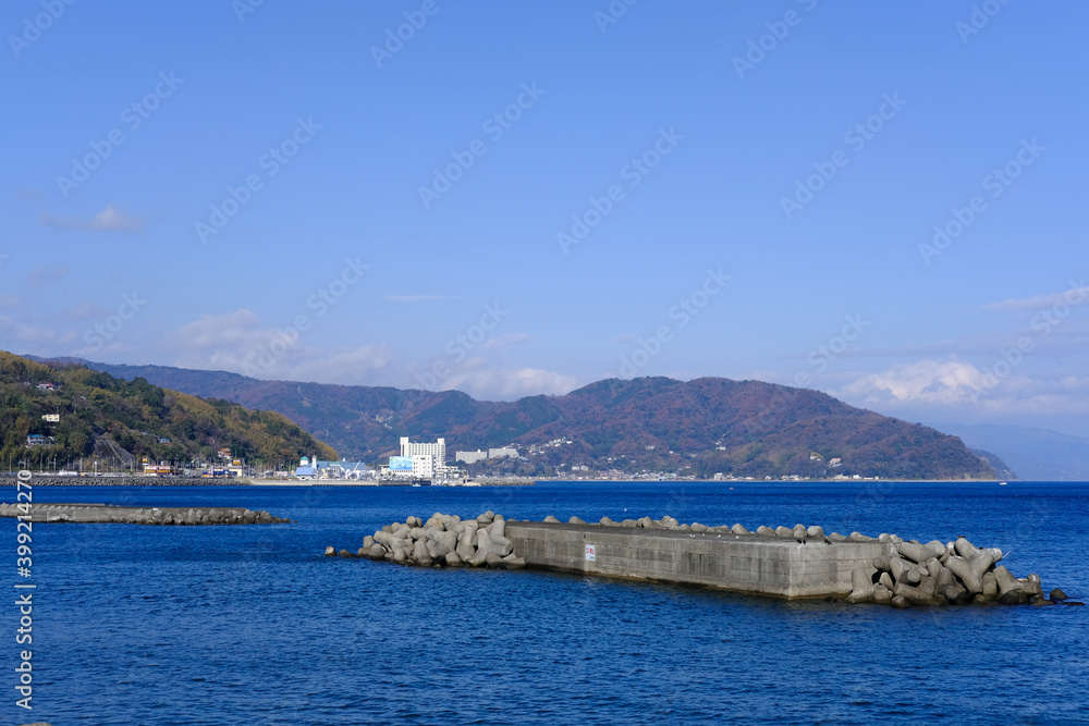 静岡県伊東市の砂浜