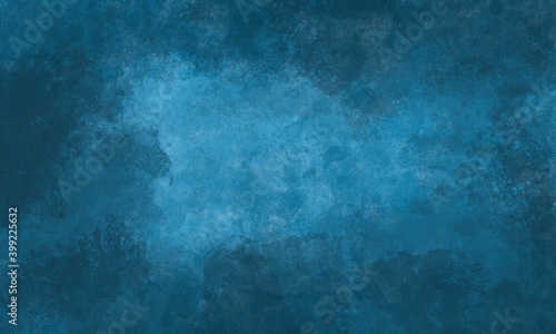 Sfondo azzurro acquerello con trama nuvolosa e grunge marmorizzato, nebbia morbida e illuminazione nebulosa e colori pastello. Banner web lungo. Sbiadito al centro. photo