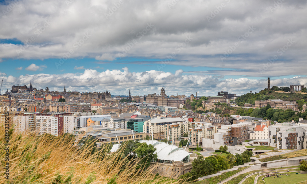 Wide view of Edinburgh skyline