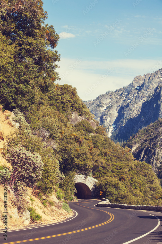 Fototapeta premium Road in mountains