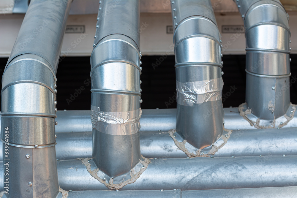 Pipes for cooling with taps.Chillers pipes. Pipes for cooling with taps.Chillers pipes.