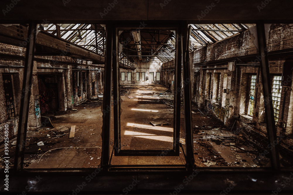 Fototapeta premium Lostplace - Verlassene Fabrik