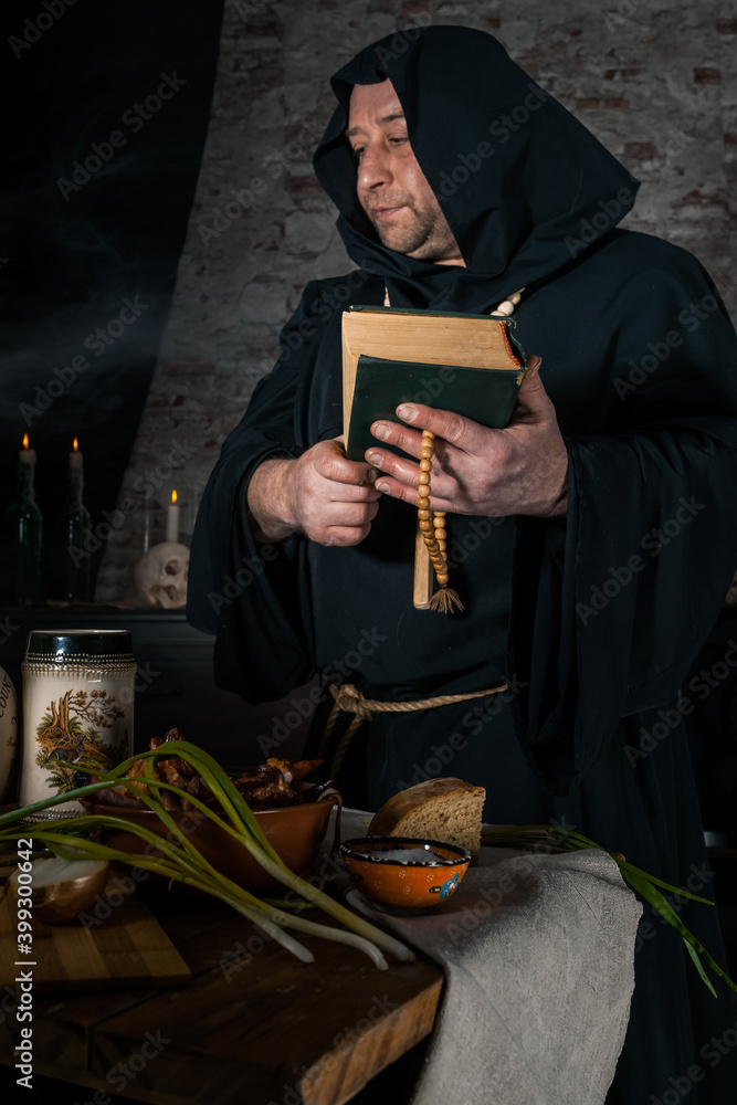 Obraz premium Medieval monk