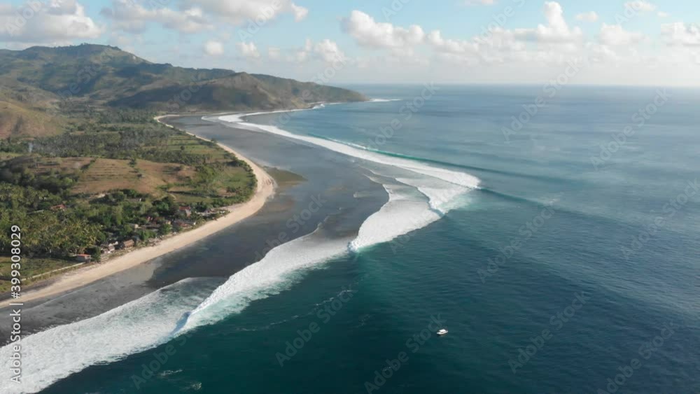 Desert Point Drone shot, overview about the waves, the best waves in Indonesia. Desert Point Drone shot, overview about the waves, the best waves in Indonesia.