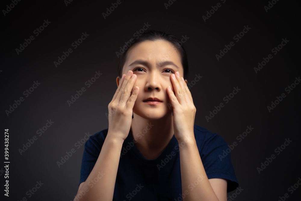 Asian woman was sick with eyes pain. Asian woman was sick with eyes pain.