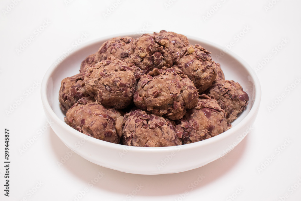 Korean traditional rice cake made from the glutinous rice and coated with mashed adzuki beans. homemade food, Injeolmi, tteok. Korean traditional rice cake made from the glutinous rice and coated with mashed adzuki beans. homemade food, Injeolmi, tteok.