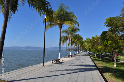 Photo of the Ajijic boardwalk, with Lake Chapala in the background  photo