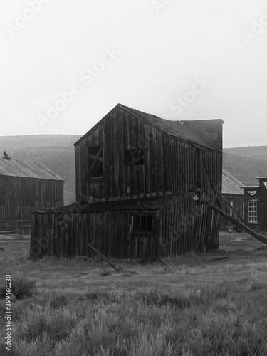 black and white photograph of a house in Bodi