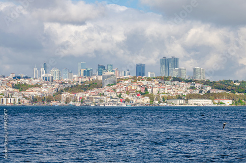 View of Istanbul from the gulf (Turkey) © SSK