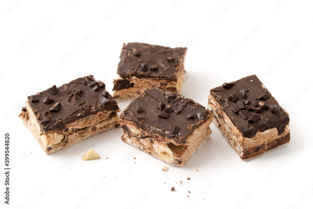 Torrone mit Bitterschokolade Torrone mit Bitterschokolade