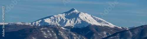 monte cusna photo