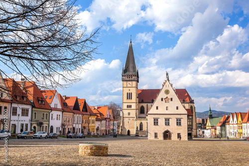 Fotografi Beautiful old Bardejov with church and main square in Slovakia