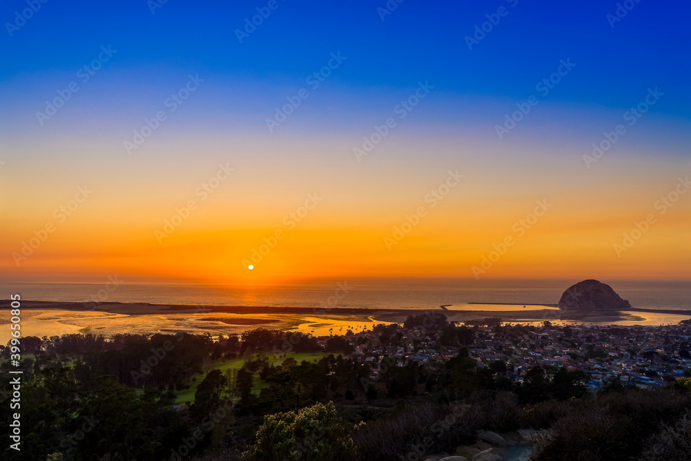 Obraz premium Sunset over Bay, Ocean, Panorama