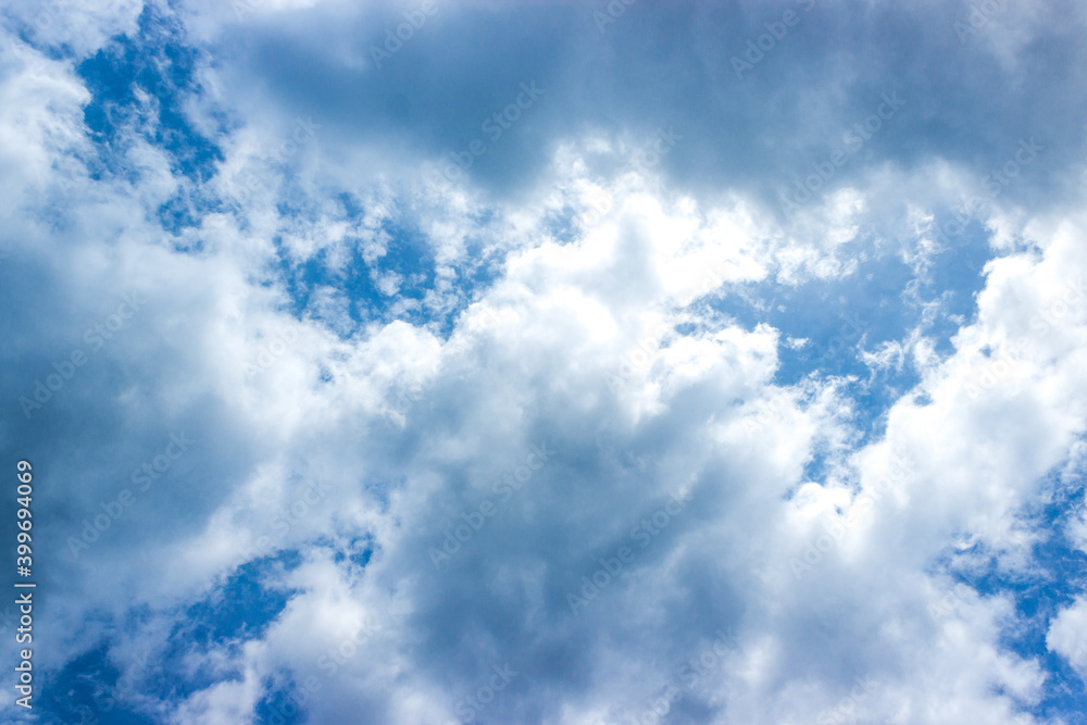 Fototapeta premium Blue sky and white clouds in day time.
