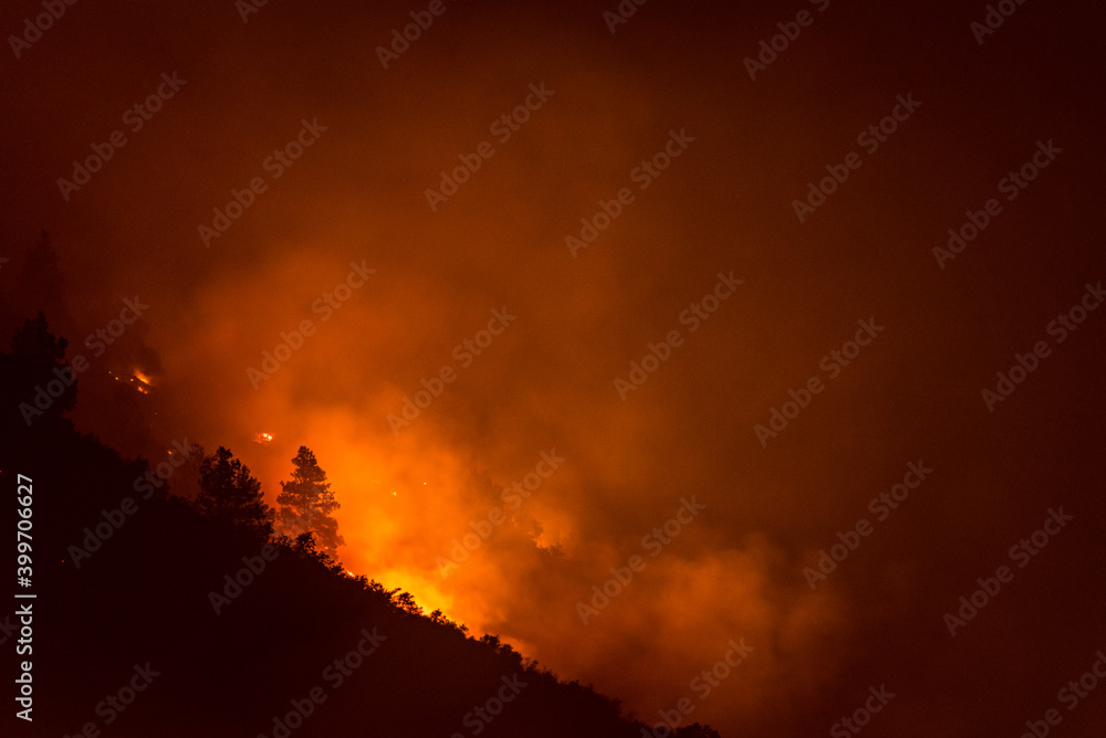 oregon wildfire on mountain