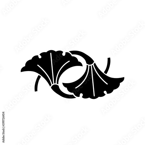 銀杏紋・二つ違い銀杏（ふたつちがいいちょう）