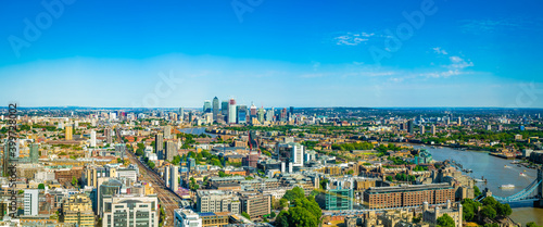 London skyline panorama with skyscrapers in Canary Wharf  © Pawel Pajor