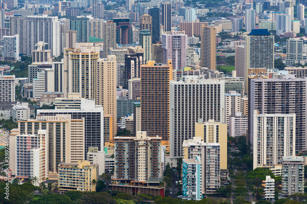 Fototapeta premium Tall hotel buildings for Waikiki tourists, Oahu, Hawaii