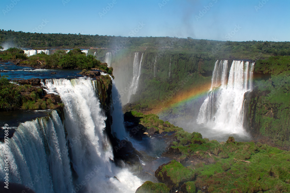 Iguazu Falls between Brazil, Argentina and Paraguay Iguazu Falls between Brazil, Argentina and Paraguay