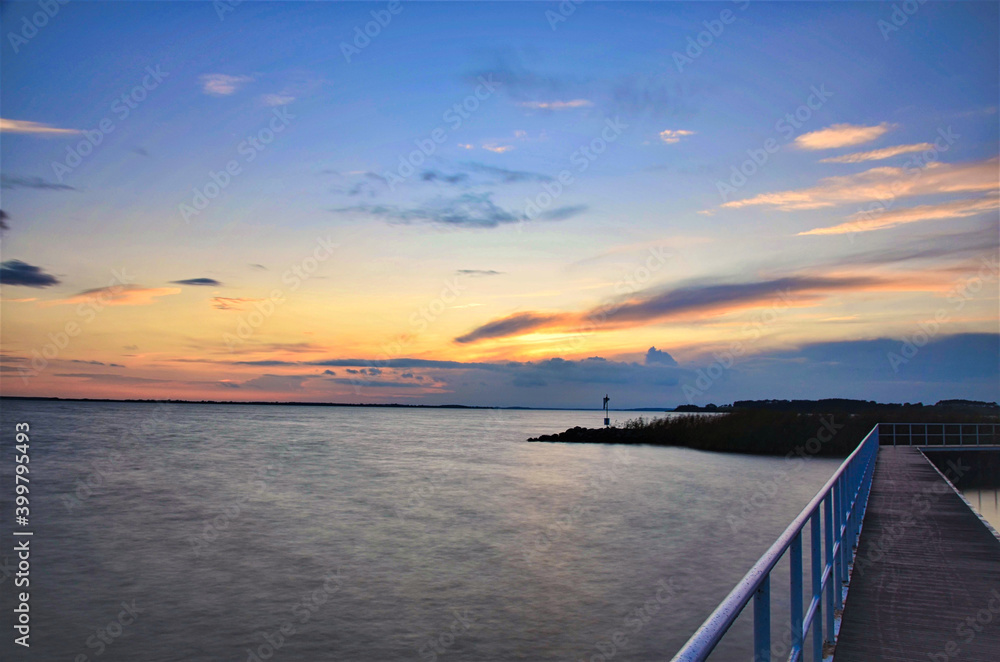 Sonnenuntergang am Strand der herrlichen Ostsee 