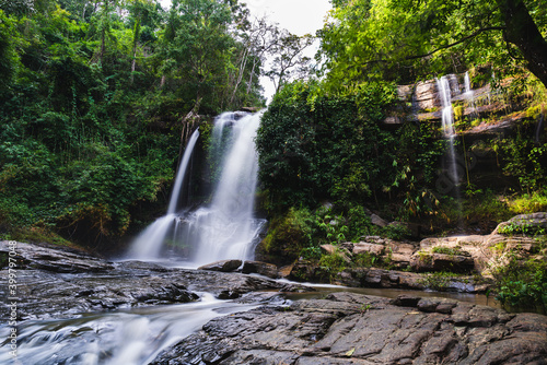 Mae SaPok Waterfall is located at Mae Win, Mae Wang District, Chiang Mai Province. There is a very natural integrity. And very beautiful It is another waterfall that is suitable for relaxation.