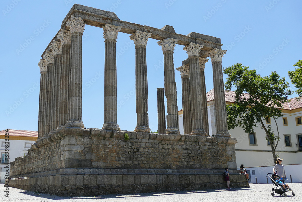 Fototapeta premium The Roman temple, Temple of Diana, in the City of Evora in Portugal in the region of Alentejo.
