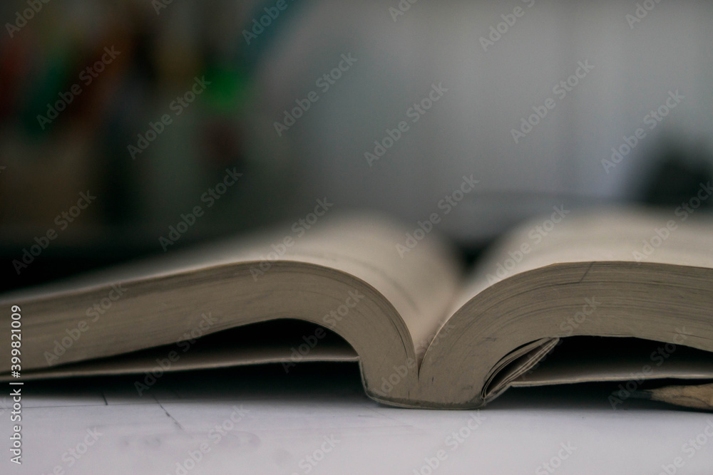 Thick book. U-turn. The pages are creamy.