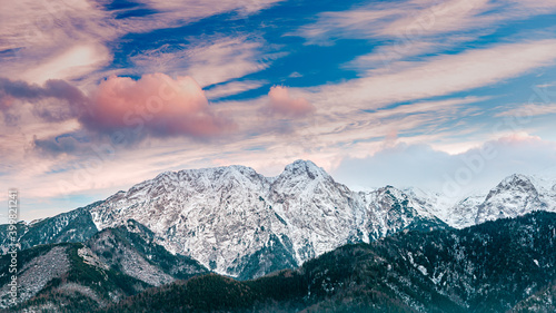 Fototapeta Naklejka Na Ścianę i Meble -  Giewont