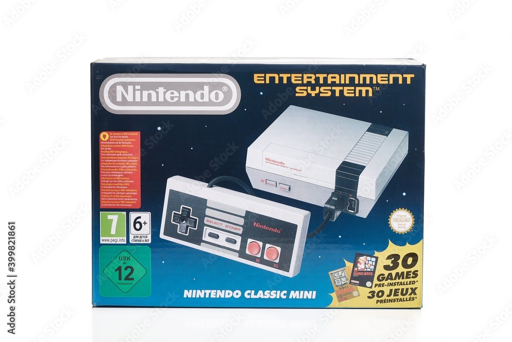 BUDAPEST, HUNGARY - CIRCA 2018: Nintendo NES classic edition video game  console, box isolated on white background. Modernized version of the  original with preinstalled games foto de Stock | Adobe Stock