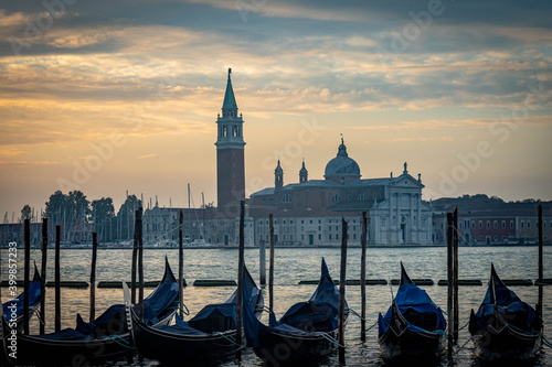 Venice at sunrise © Andrea Aigner