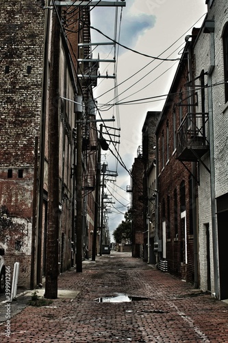 City alley