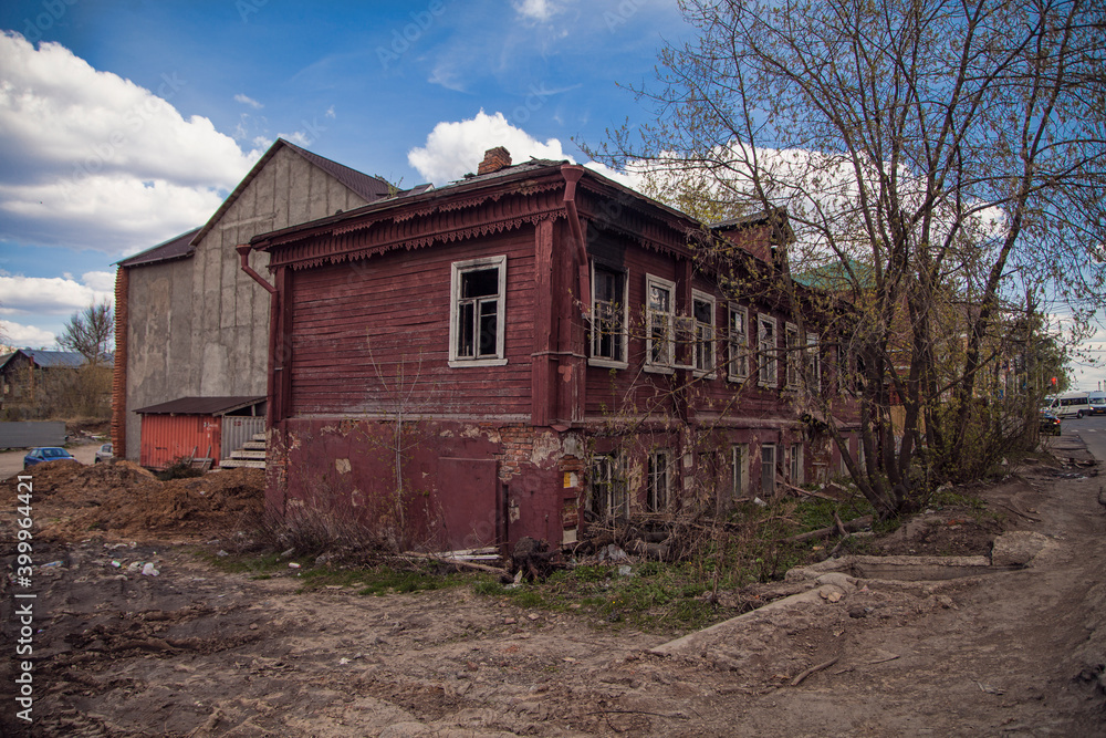 old house old house