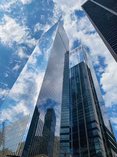 Skyscraper Reflect